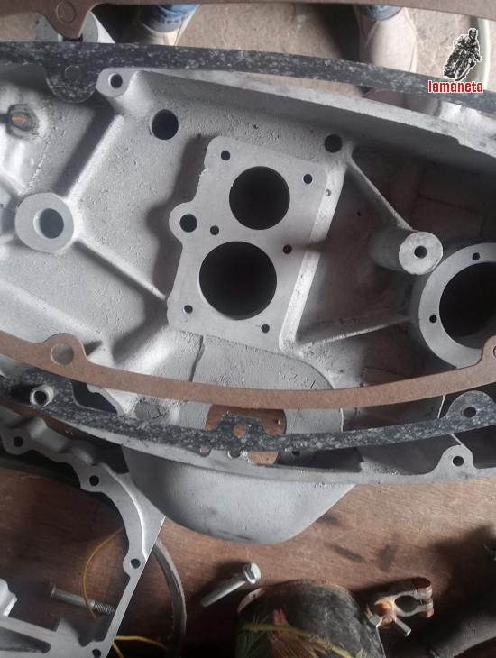 Dispongo de juntas tapas de embrague para sanglas 350 y 400T