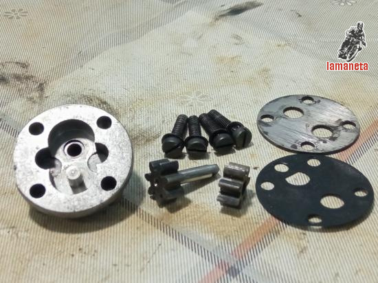 Bomba De Aceite completa dientes en buen estado. Ducati Cart