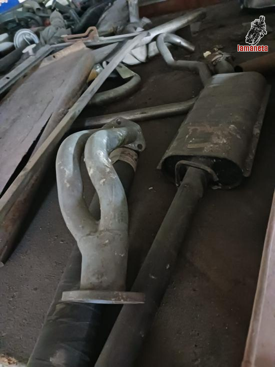 Diversos tubos de escape nuevos preguntar modelo y precio. 