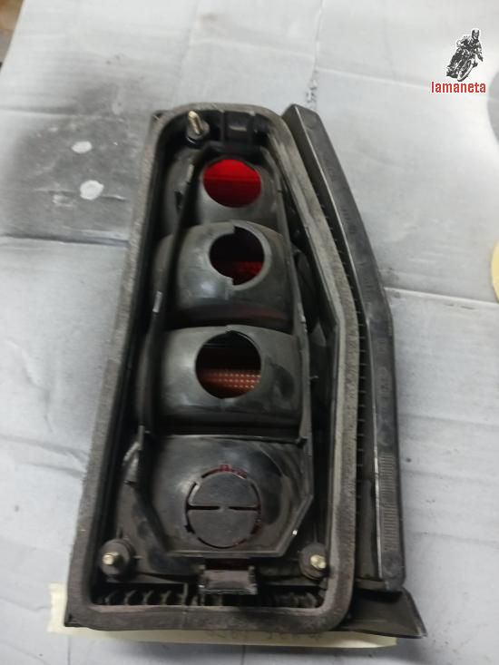 Piloto trasero izquirdo nuevo de W Polo. 