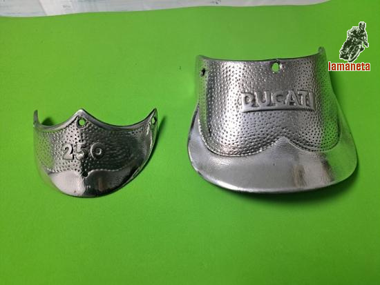 Juego de faldillas para ducati 250 deluxe. Antiguas, restau