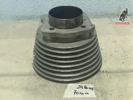 Cilindro Ducati 24 Horas 250. A 70mm, aletas y camisa en bie