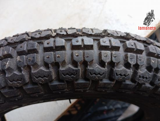 Neumatico moto 30010 antuguo para estrenar . 