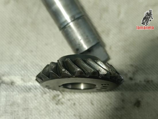 Conjunto engranajes Conicos inferior.  Ducati 5 velocidades.