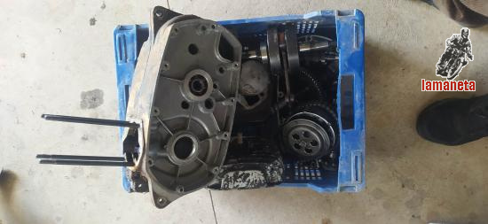 Ossa 250 turismo   La Pepsi despiece  motor completo  cubre