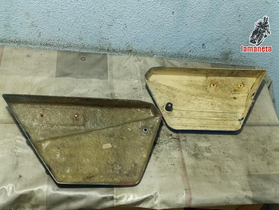 Tapas laterales Ducati 250 Estrada. En buen estado.