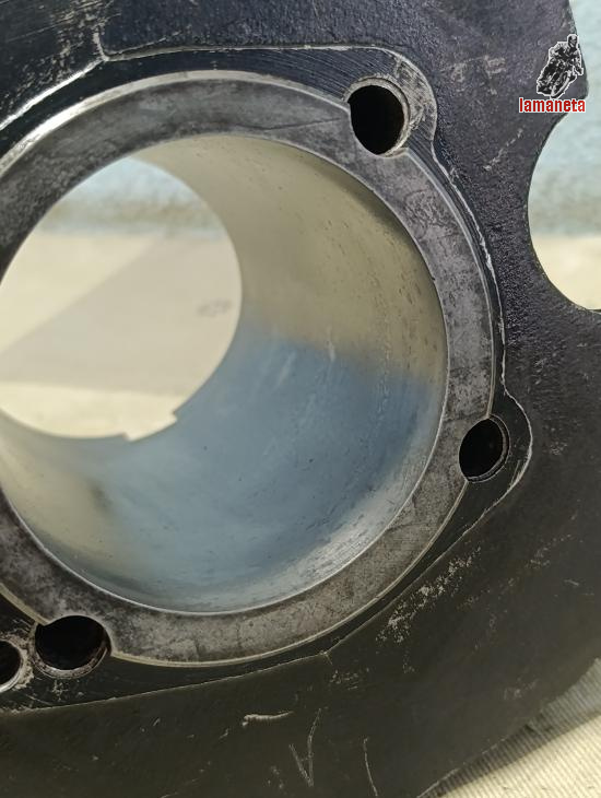 Cilindro Ducati 350 Vento. Usado, aletas y camisa en buen es