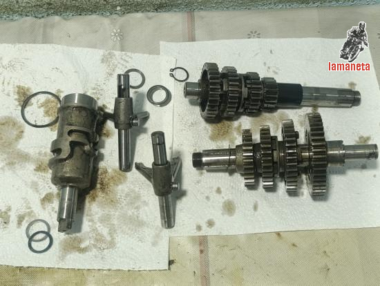 Cambio de 4 velocidades Ducati.  Completo, revisado y engras