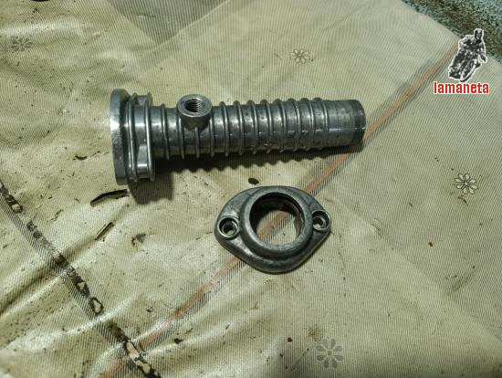 Carcasa y brida eje distribucion Ducati, en buen estado, las