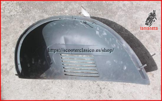Cofano del lado derecho de Vespa 150 S, de segunda mano en b