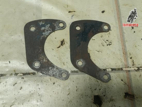 Soportes de motor, buen estado, Carter estrecho Ducati 125,