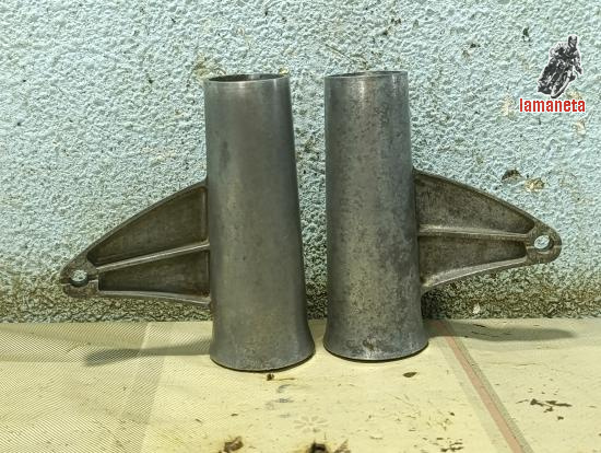 Soportes Faro buen estado, no hay golpes ni roturas, falta p