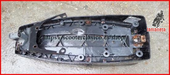 Asiento de segunda mano para la Vespa PK XL, el asiento esta