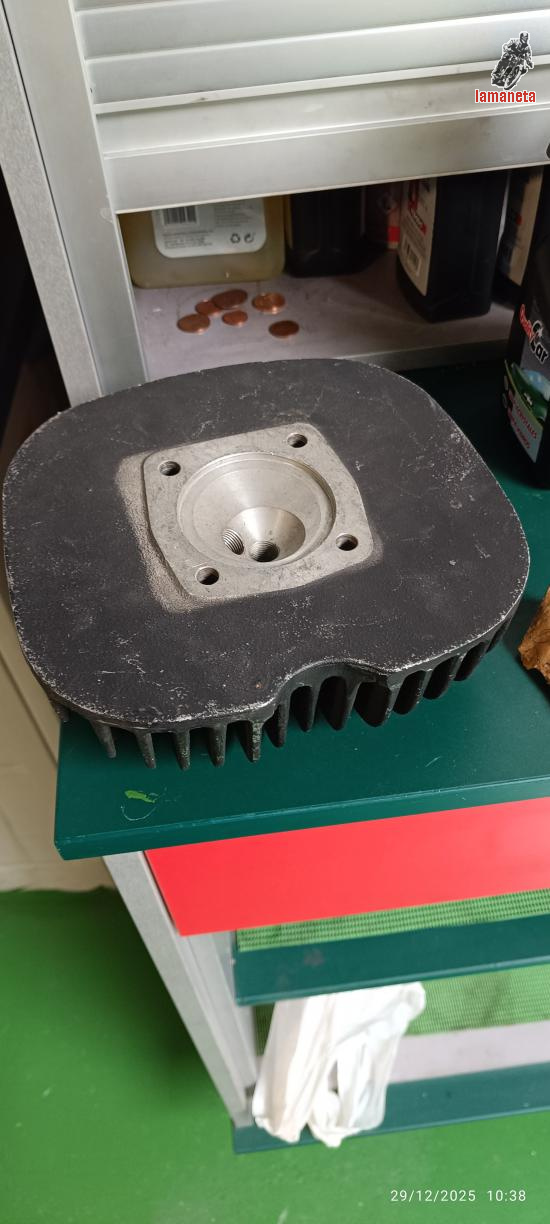 De OSSA enduro phantom 125  vendo culata nueva de la epoca. 