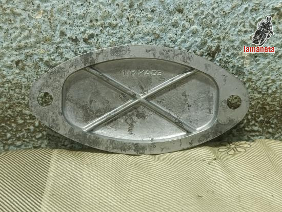 Tapa de registro de embrague Ducati.  Ducati 125 160 175 200