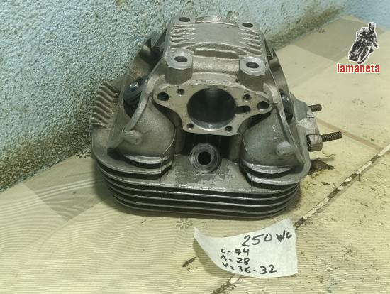 Culata Ducati 250 carter ancho, con muelles helicoidales. En