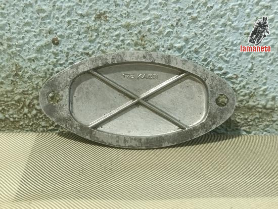 Tapa de registro de embrague Ducati.  Ducati 125 160 175 200