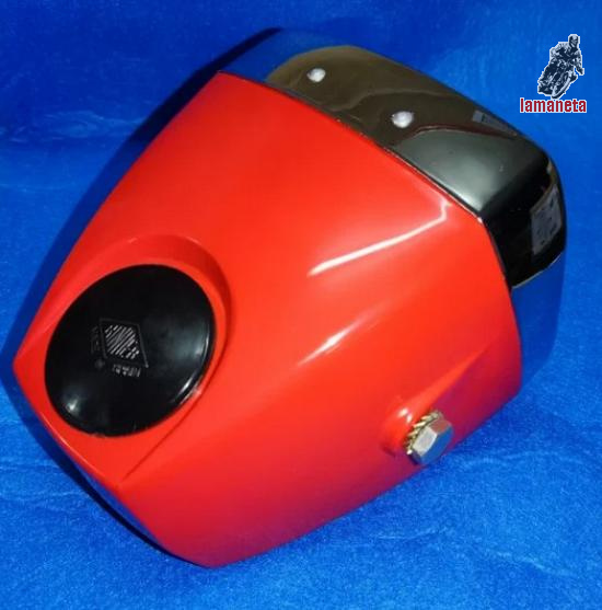 Faro delantero Rinder 142. Fabricado en Espana. Material pl