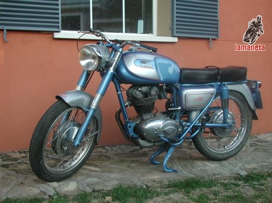 Ducati 250 deluxe