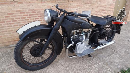 BMW R12