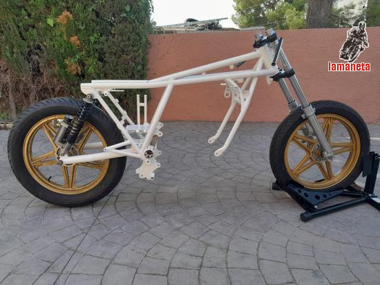 DUCATI 860